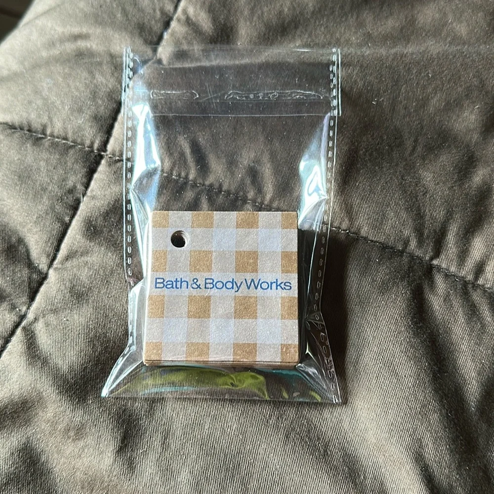 Bath & Body Works Small Cardboard Gingham Gift Tags